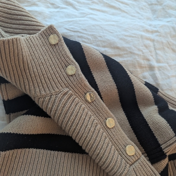 COS womens  Black and beige striped Sweater - Picture 3 of 5